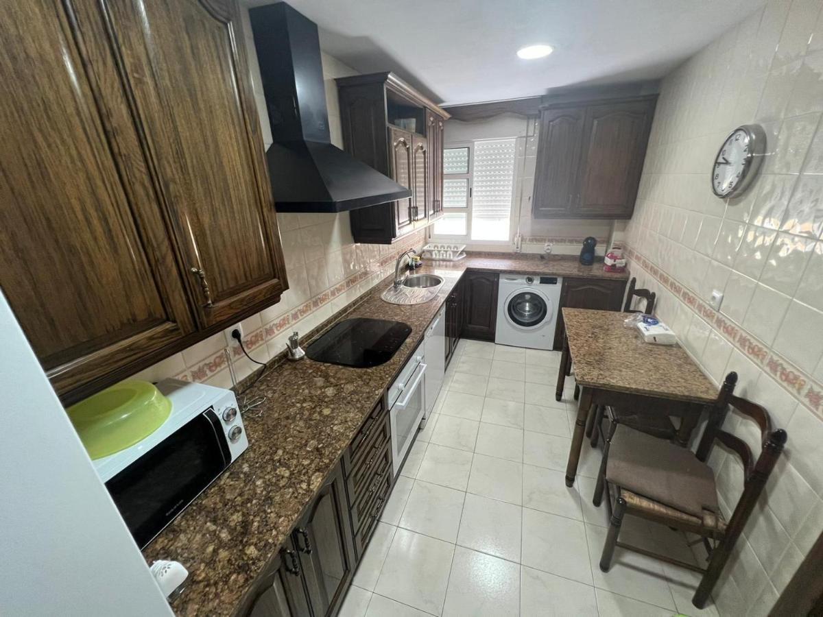 Piso En Calzada Duquesa Isabel Apartment Sanlucar de Barrameda Bagian luar foto